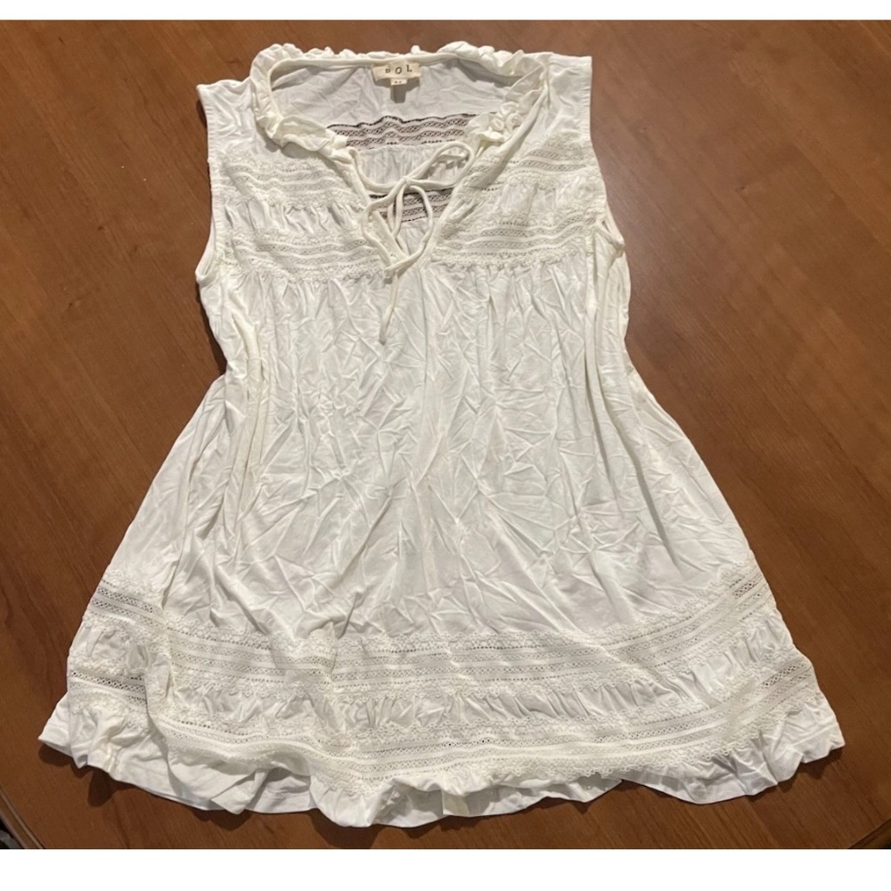 Pol Women’s White Sleeveless Blouse M Cottagecore Peasant Boho Hippie Festival